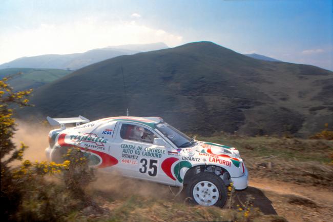 Le proto Célica aux couleurs du Pays Basque. © Robert Ollivier